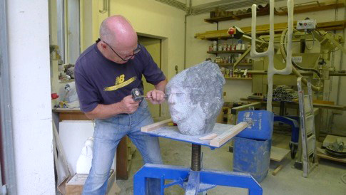 Working at sculpture course
